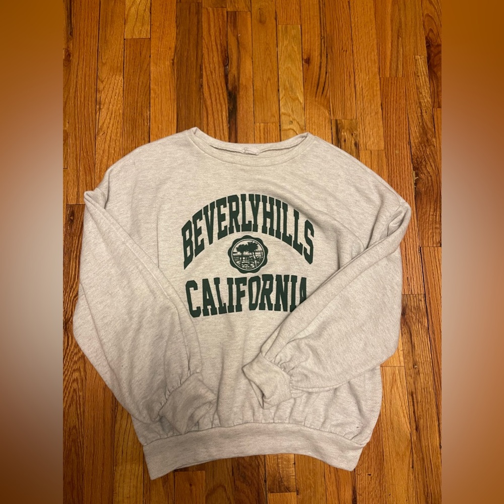 Le Lis Beverly Hills Sweatshirt